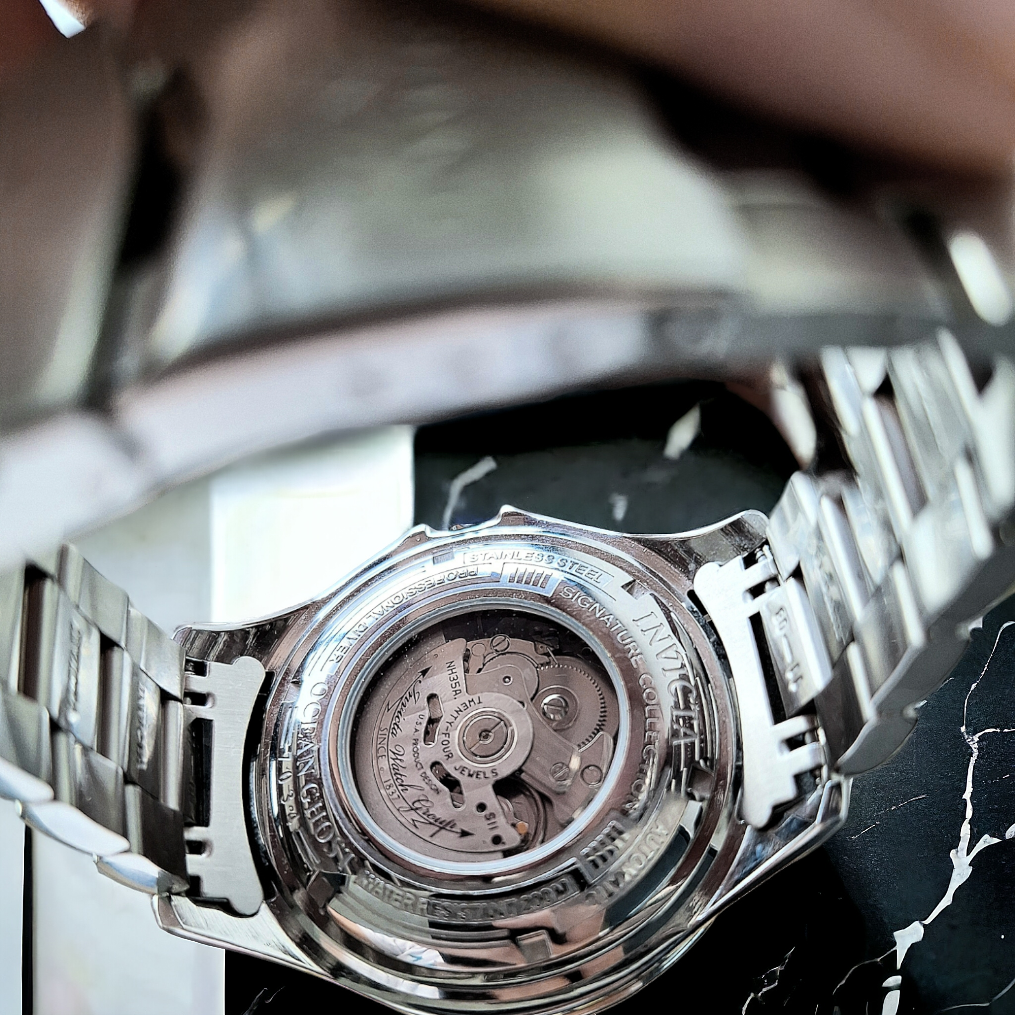 Bulova Classic Sutton Vista trasera